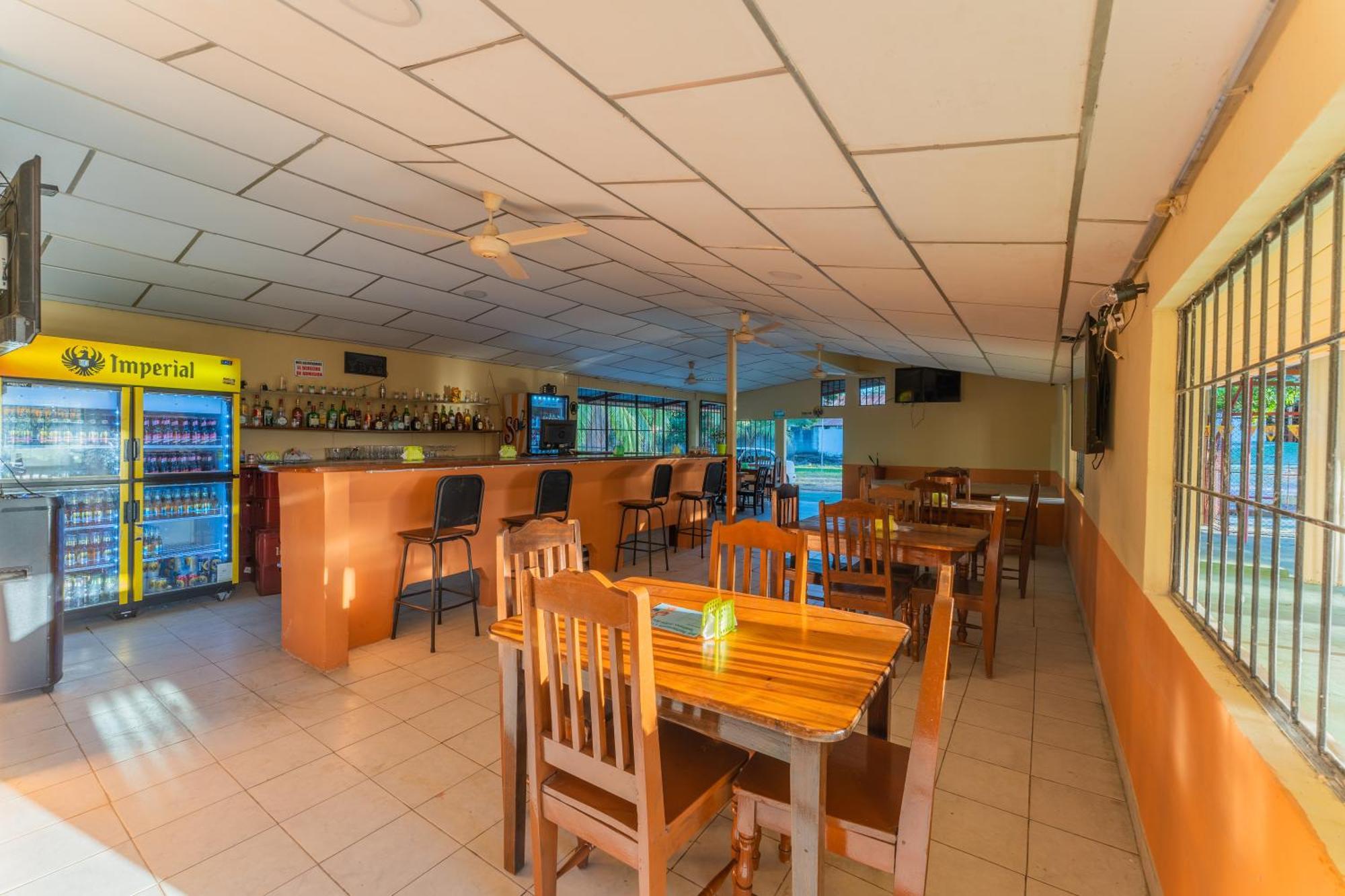 El Cocobolo Food&Rest Room 4 Bed And Breakfast Wifi Ac Pkg Gratis ลิเบเรีย ภายนอก รูปภาพ