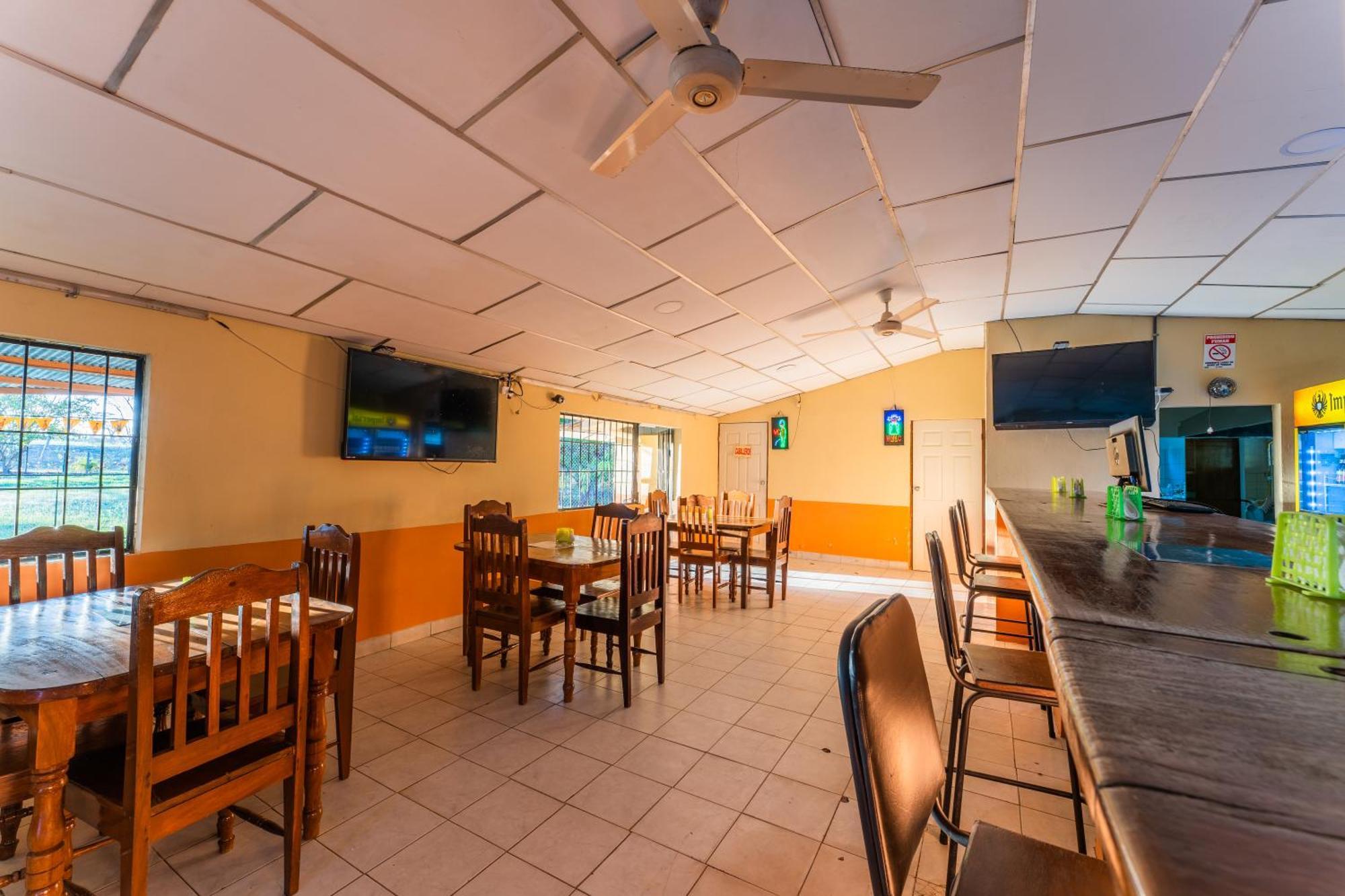 El Cocobolo Food&Rest Room 4 Bed And Breakfast Wifi Ac Pkg Gratis ลิเบเรีย ภายนอก รูปภาพ